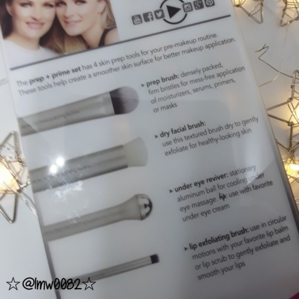 Real Techniques Prep & Prime Brush Set - Picture 2 of 2
